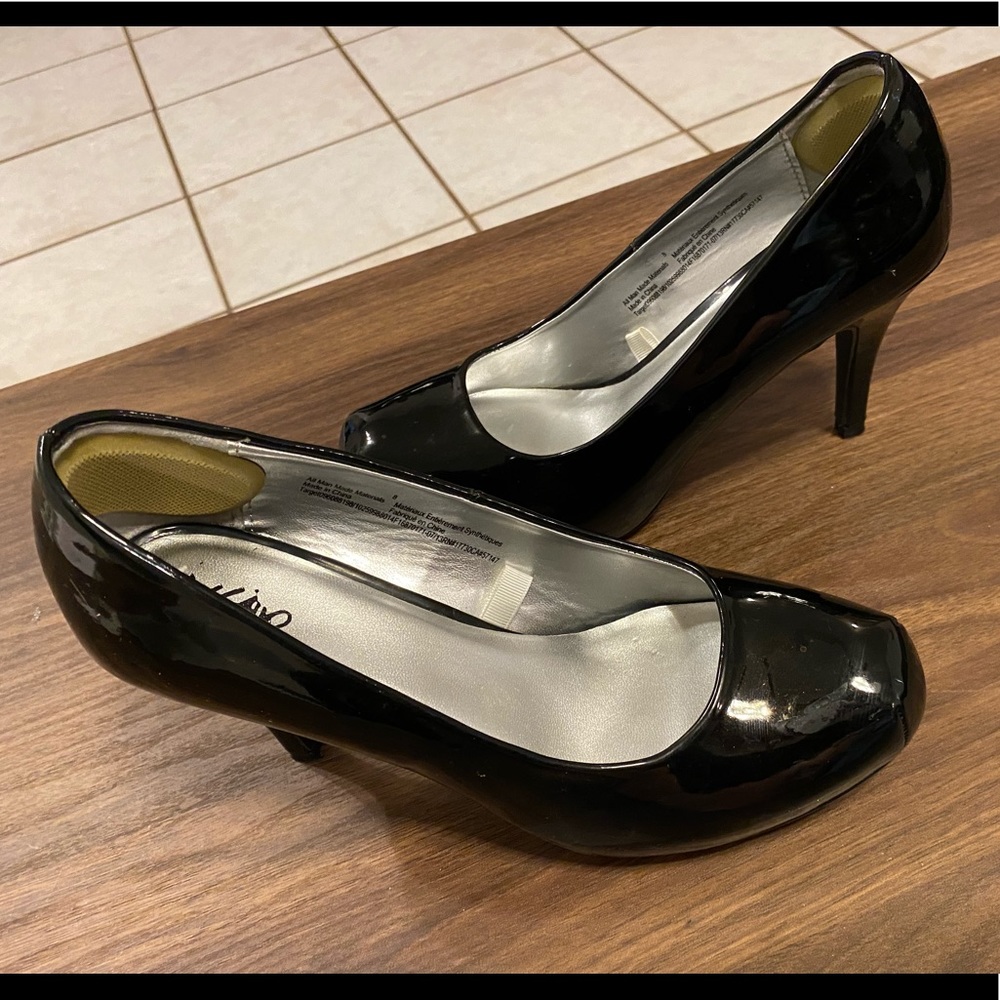 Black heels